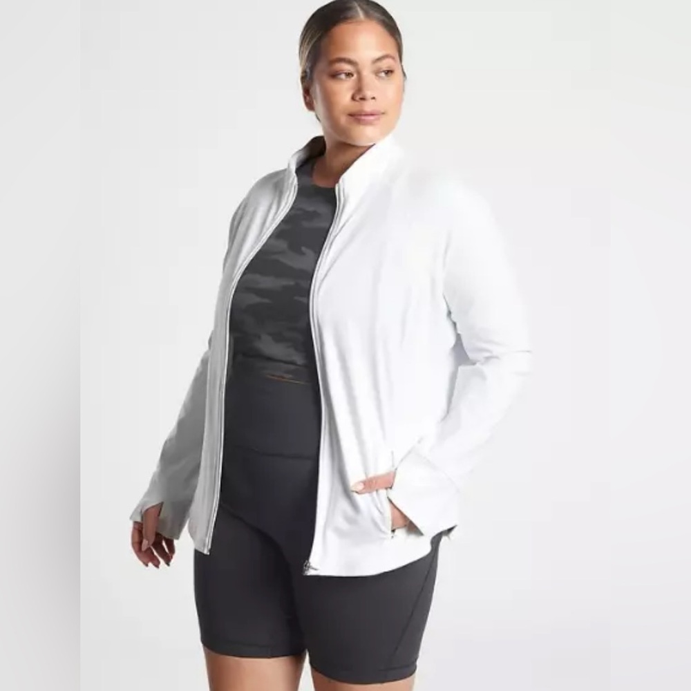 Athleta Salutation Full Zip Jacket White Thumbhole Athletic 2X Plus Athleisure
